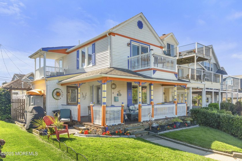 Waterfront Shore Colonial in one of Bradley Beach's most - Beach Home for sale in Bradley Beach, New Jersey on Beachhouse.com