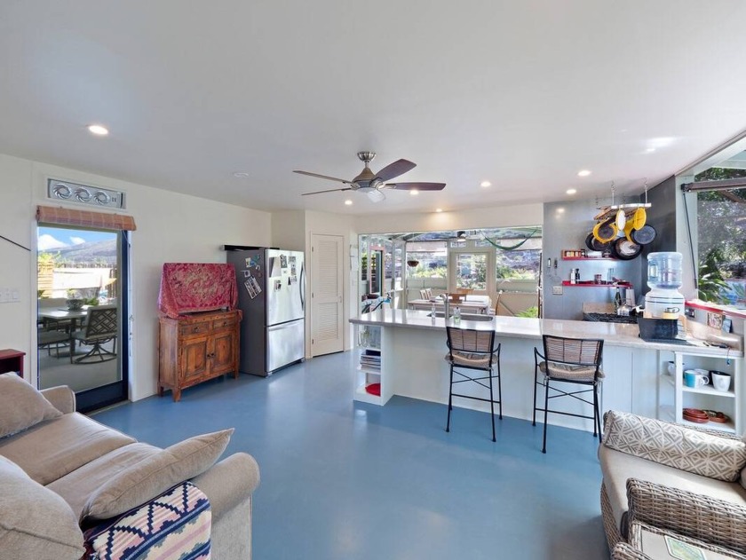 This is an amazing opportunity to own a beautiful and unique - Beach Home for sale in Captain Cook, Hawaii on Beachhouse.com