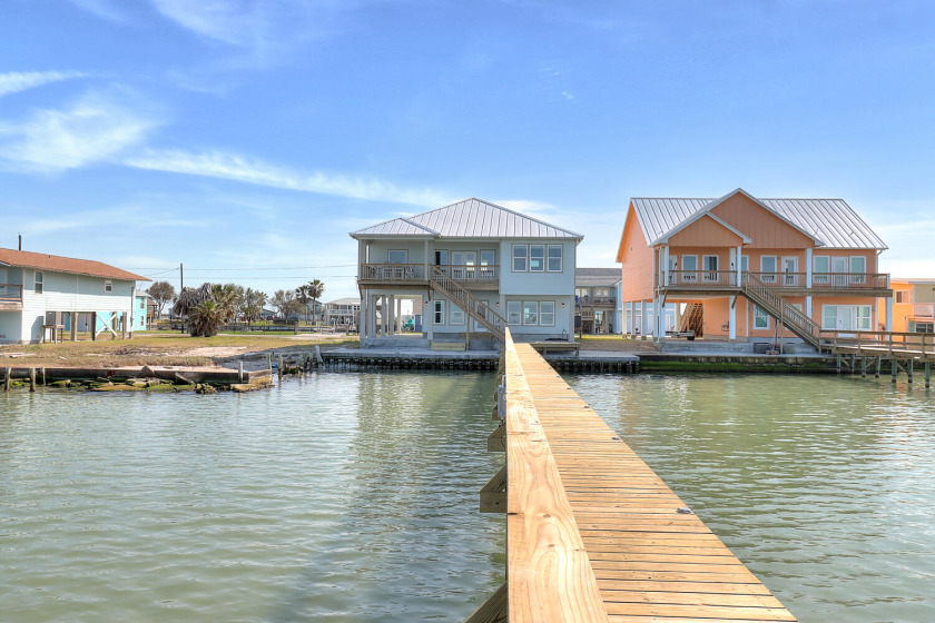 Amazing views of Copano Bay! Waterfront! Private 250 foot - Beach Vacation Rentals in Rockport, Texas on Beachhouse.com