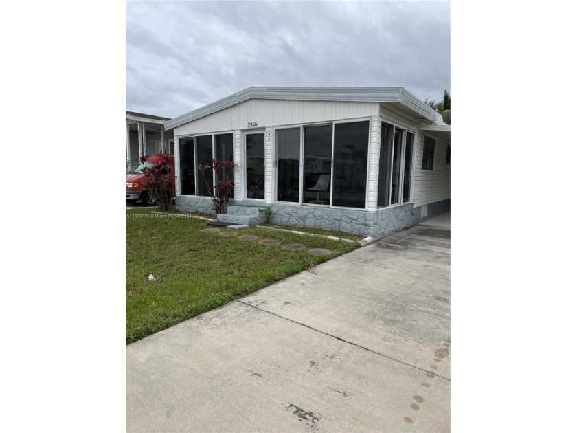 Great location to own your land! Enjoy your corner house with 1 - Beach Home for sale in Dania, Florida on Beachhouse.com