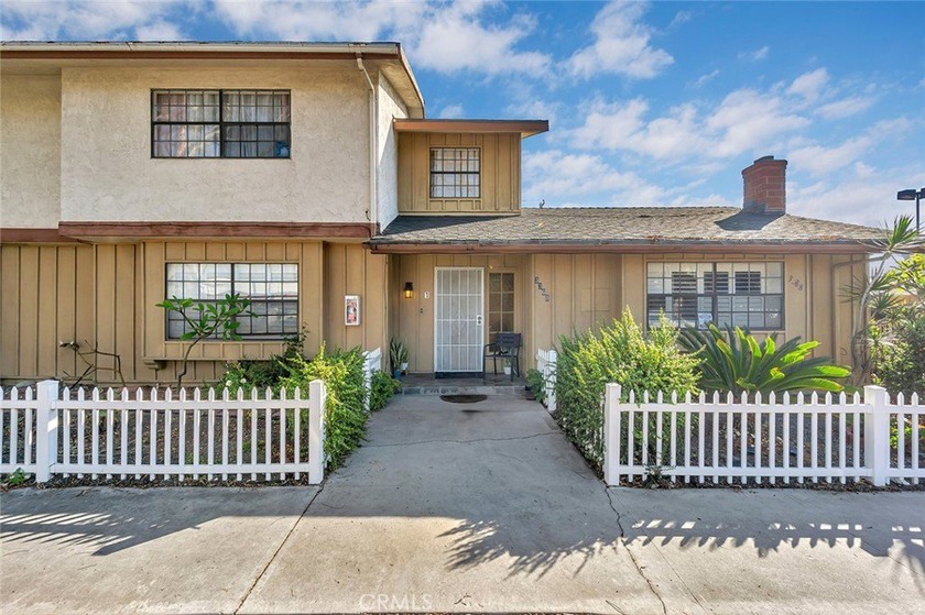 Welcome to 3368 Linden Avenue!  This four-unit income property - Beach Townhome/Townhouse for sale in Long Beach, California on Beachhouse.com