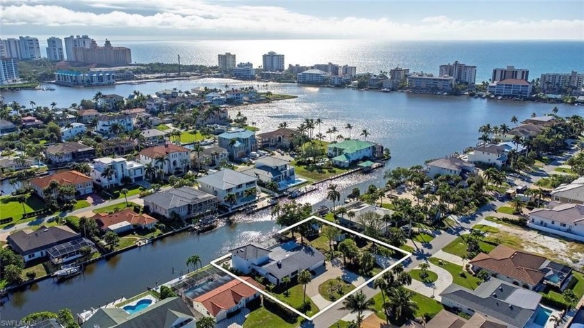 Exceptional extra wide gulf-access double lot with southern - Beach Home for sale in Naples, Florida on Beachhouse.com