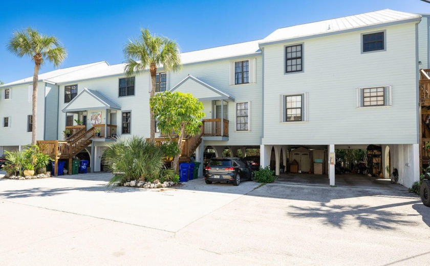 Here is your opportunity to purchase a 2 bedroom condo in - Beach Condo for sale in Key West, Florida on Beachhouse.com