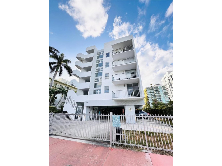 Charming 1-Bedroom, 1-Bathroom Apartment on Alton Road, South - Beach Condo for sale in Miami Beach, Florida on Beachhouse.com