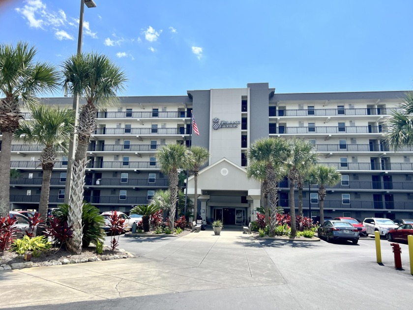 This 1BR/1BA beautiful condo is located on the fifth floor and - Beach Condo for sale in Fort Walton Beach, Florida on Beachhouse.com
