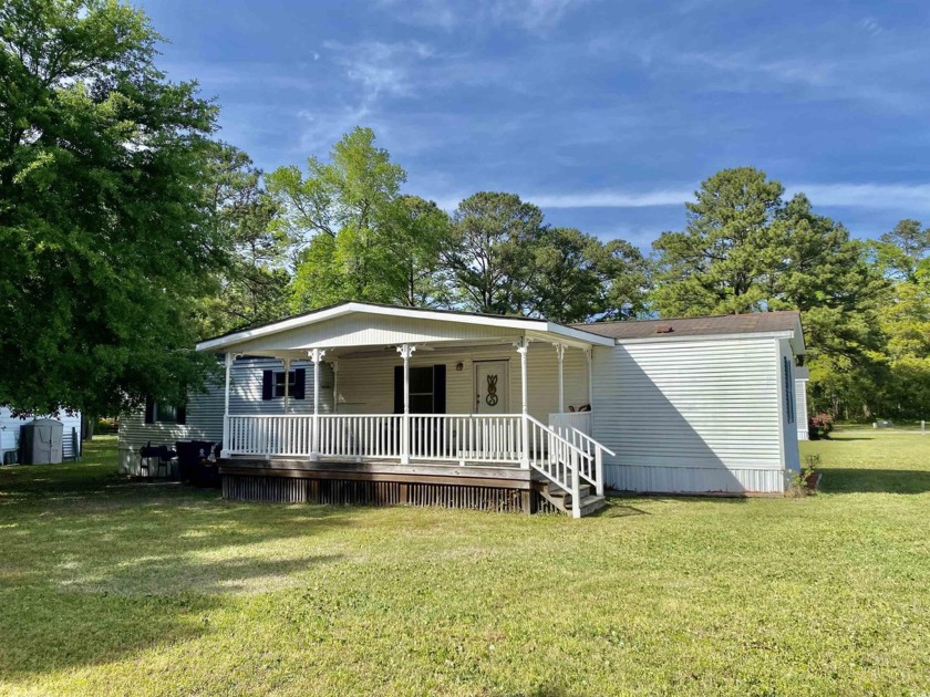 Charming & Well Maintained 2bd/2ba manufactured home centrally - Beach Home for sale in Murrells Inlet, South Carolina on Beachhouse.com