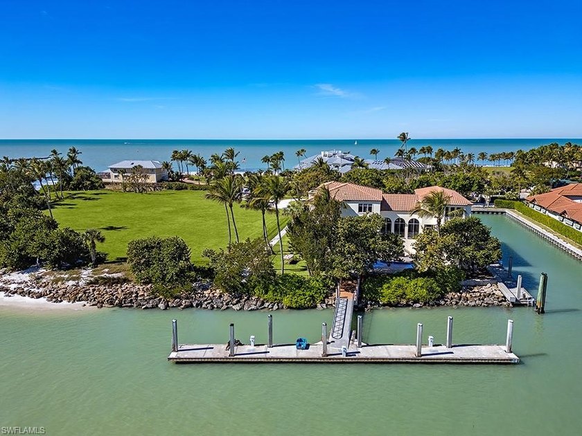 Gordon Pointe. The most unique, exceptional offering in Florida - Beach Lot for sale in Naples, Florida on Beachhouse.com