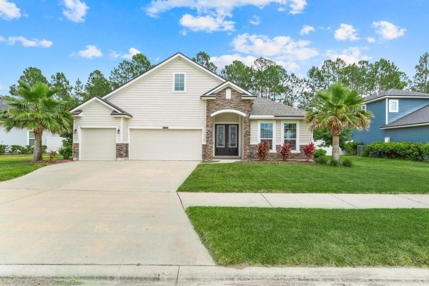 Welcome to this stunning 4-bedroom, 3-bathroom POOL home - Beach Home for sale in Fernandina Beach, Florida on Beachhouse.com