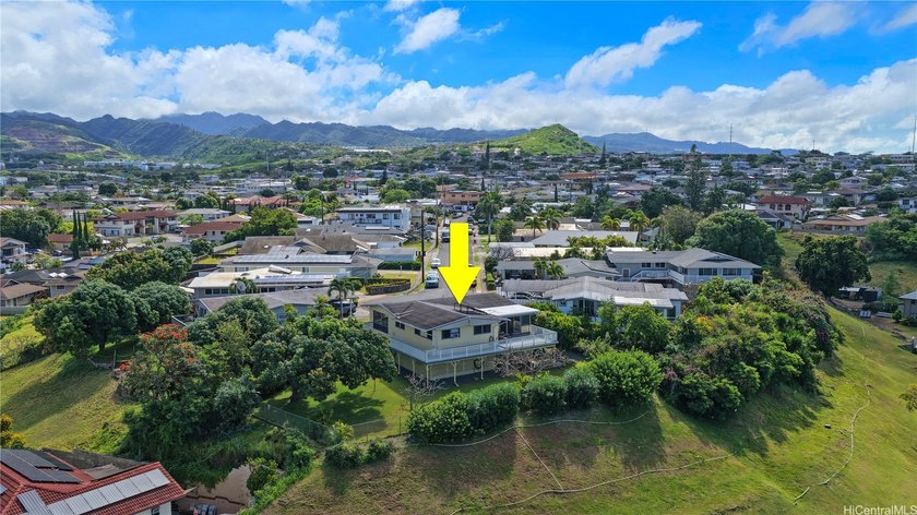 An amazing opportunity to own a single-family home in the - Beach Home for sale in Honolulu, Hawaii on Beachhouse.com