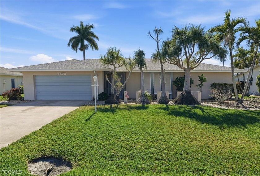 There's something comforting about a home tucked into an - Beach Home for sale in Cape Coral, Florida on Beachhouse.com