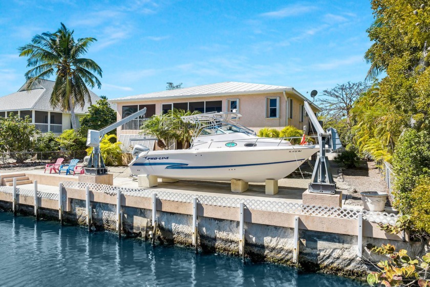 ENJOY GREAT BOATING TO BOTH the Atlantic and back country!  Come - Beach Home for sale in Big Pine Key, Florida on Beachhouse.com