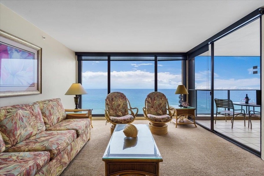 Mahana 1208 is a rare, direct oceanfront penthouse offering the - Beach Condo for sale in Lahaina, Hawaii on Beachhouse.com