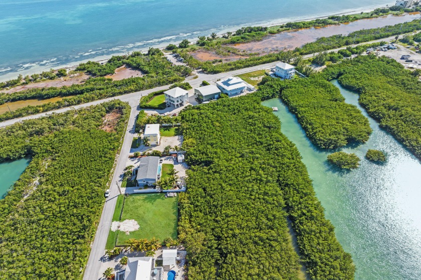 Priced to sell! This amazing 12,100 sq ft vacant property has a - Beach Lot for sale in Marathon, Florida on Beachhouse.com