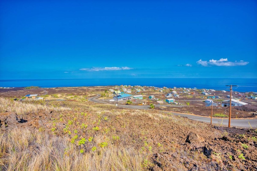 Located about 35 miles south of Kona, this parcel of vacant land - Beach Lot for sale in Captain Cook, Hawaii on Beachhouse.com