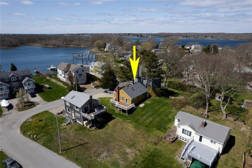 Great coastal location on Harbour Island!  This light-filled - Beach Home for sale in Narragansett, Rhode Island on Beachhouse.com