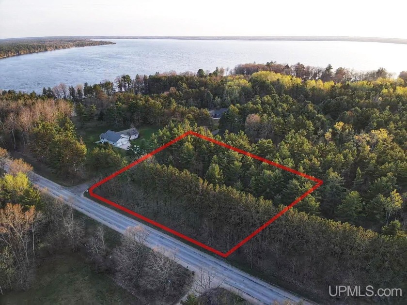 This Large corner lot in Baraga Heights Subdivision sits in a - Beach Lot for sale in Manistique, Michigan on Beachhouse.com