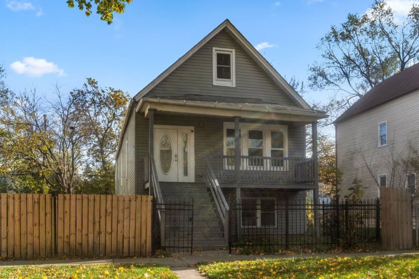 Welcome home to this beautiful recently rehabbed home. This home - Beach Home for sale in Chicago, Illinois on Beachhouse.com