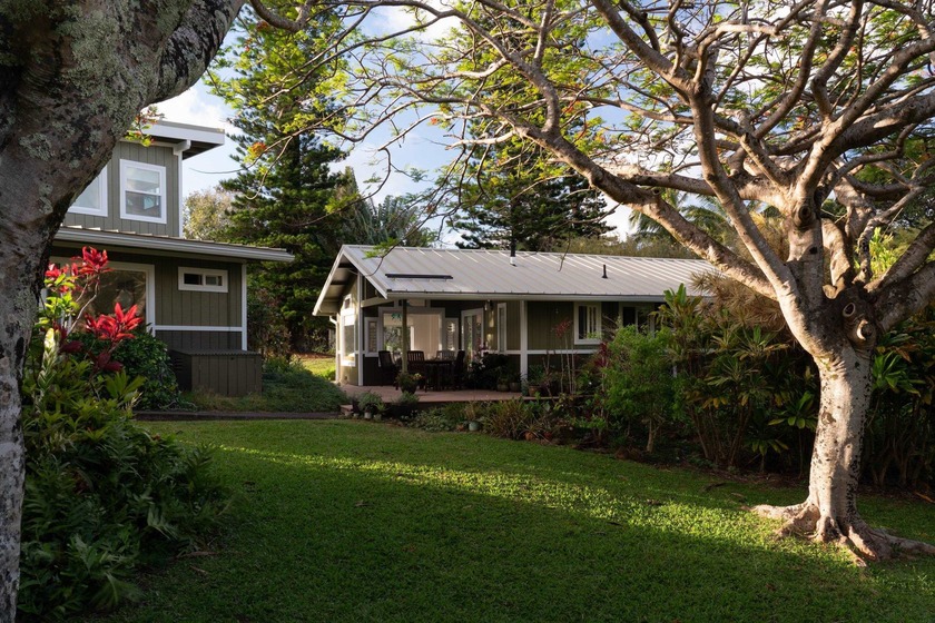 Step into wonder the moment you arrive. The driveway winds - Beach Home for sale in Haiku, Hawaii on Beachhouse.com