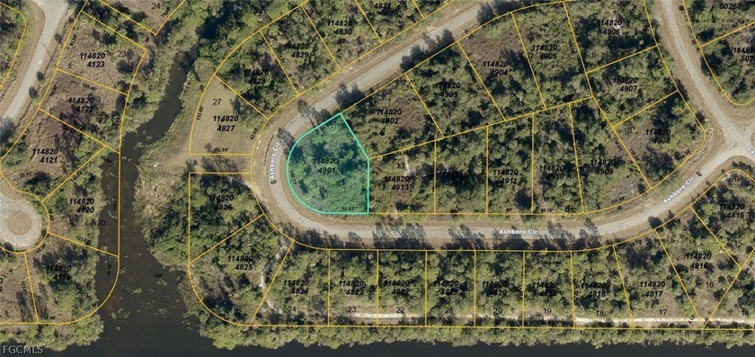 No HOAs with fees or deed restrictions or CDDs. Not on the North - Beach Lot for sale in North Port, Florida on Beachhouse.com