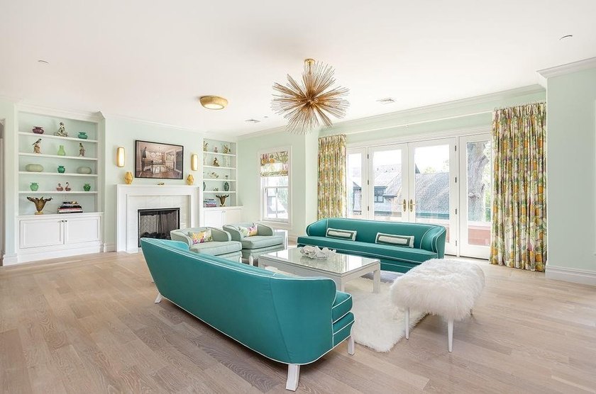 This 2,361 sq. ft. Eastbourne Lodge condo offers a refined blend - Beach Condo for sale in Newport, Rhode Island on Beachhouse.com