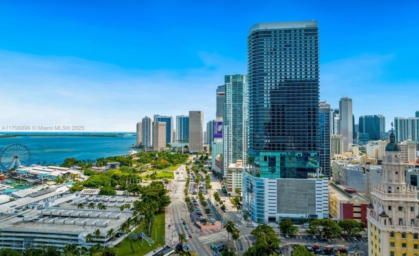 This ocean-view one-bedroom apartment offers everything you need - Beach Condo for sale in Miami, Florida on Beachhouse.com