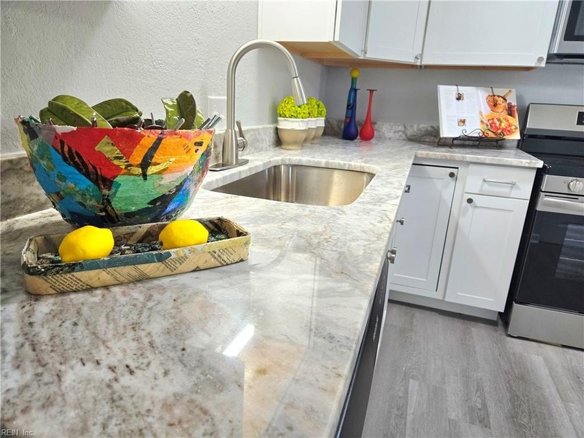 Come Fall In Love with this Absolutely Gorgeous Renovated Home! - Beach Home for sale in Virginia Beach, Virginia on Beachhouse.com