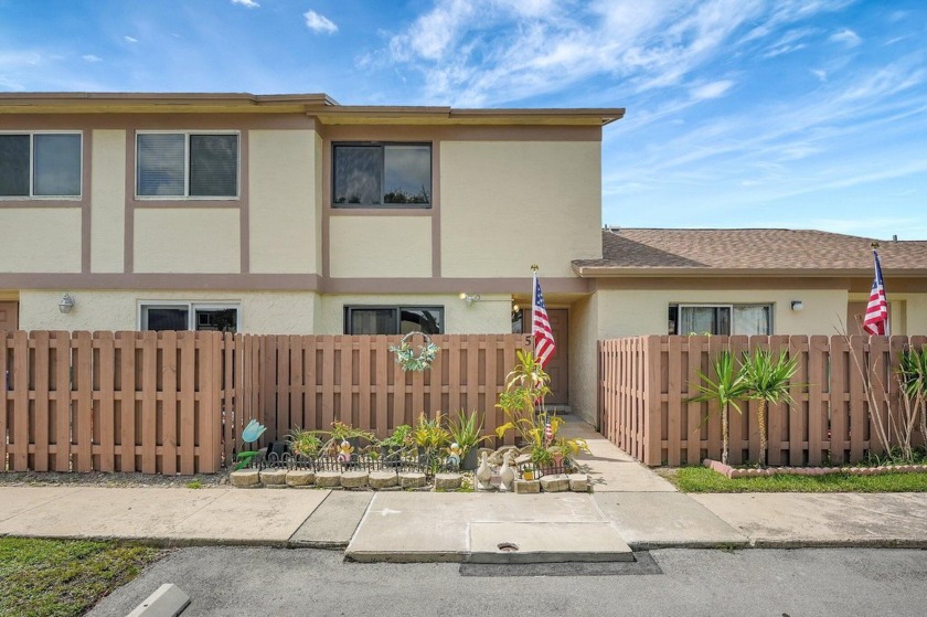 Enjoy fantastic views of the lake and pool from this two story - Beach Townhome/Townhouse for sale in Sunrise, Florida on Beachhouse.com