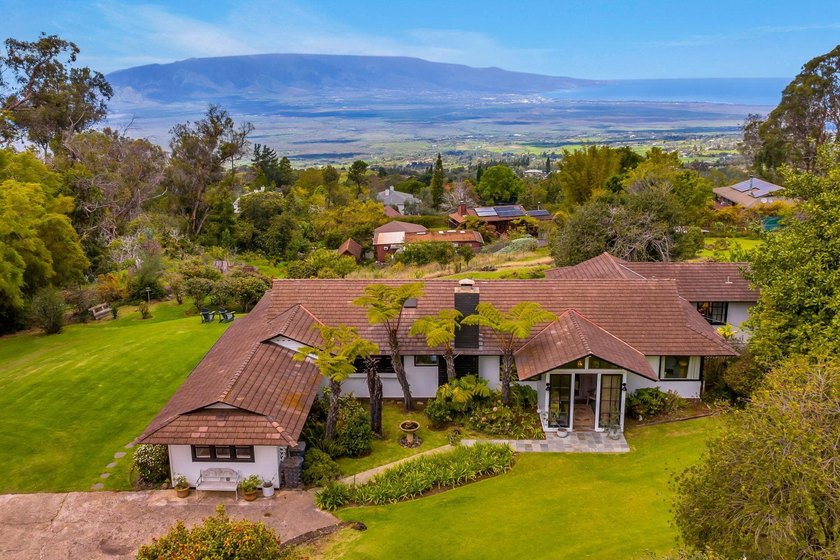 Step back in time and experience the warmth and character of - Beach Home for sale in Kula, Hawaii on Beachhouse.com