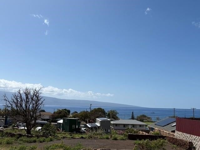 Located in the popular Wahikuli neighborhood with 10,476 sf. It - Beach Lot for sale in Lahaina, Hawaii on Beachhouse.com