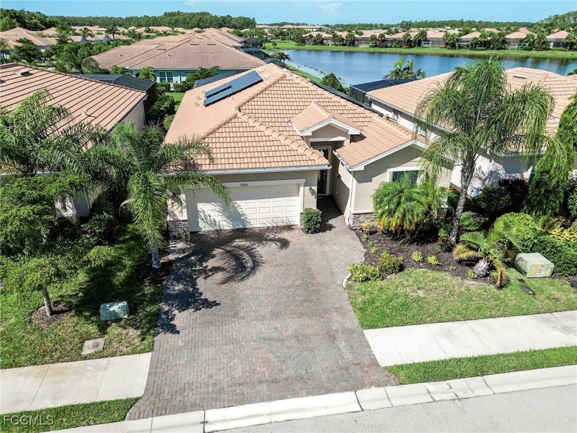 Welcome to your next dream home in paradise! Discover the - Beach Home for sale in Fort Myers, Florida on Beachhouse.com