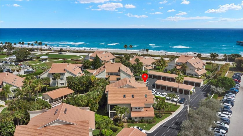 Coastal luxury redefined. This tastefully appointed, fully - Beach Condo for sale in Jupiter, Florida on Beachhouse.com