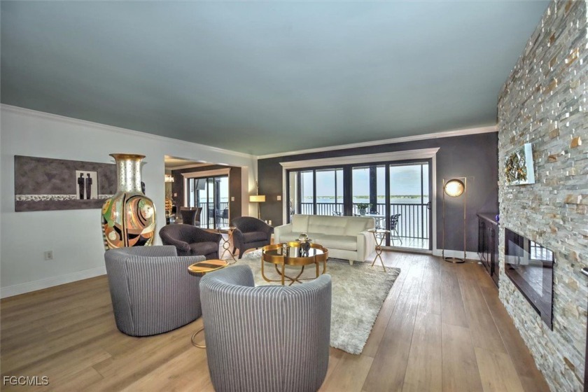 Known as the Great Dame of the River POINTE ROYALE is an upscale - Beach Condo for sale in Fort Myers, Florida on Beachhouse.com