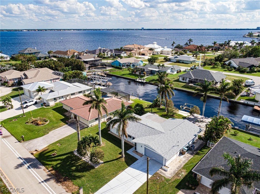 Welcome to your dream waterfront home in the heart of Cape - Beach Home for sale in Cape Coral, Florida on Beachhouse.com