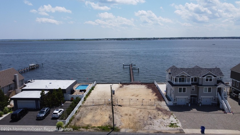 Build your custom dream home on this oversized lot in a - Beach Lot for sale in Toms River, New Jersey on Beachhouse.com