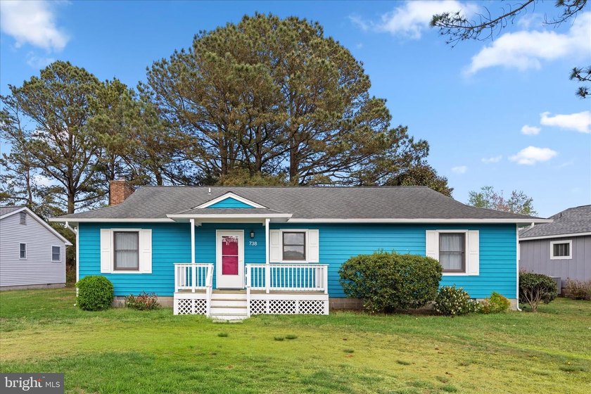 Just listed! This updated 3-bedroom, 2.5-bath single-story - Beach Home for sale in Bethany Beach, Delaware on Beachhouse.com