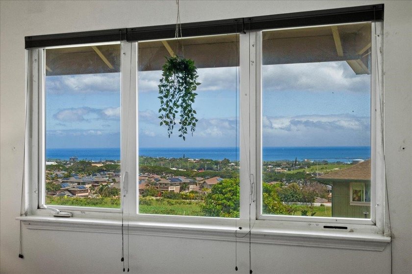 Located at the very top of Beautiful Iliahi complex in the - Beach Condo for sale in Wailuku, Hawaii on Beachhouse.com