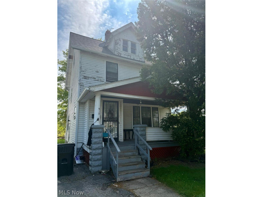 Conveniently nestled in the South Collinwood neighborhood of - Beach Home for sale in Cleveland, Ohio on Beachhouse.com