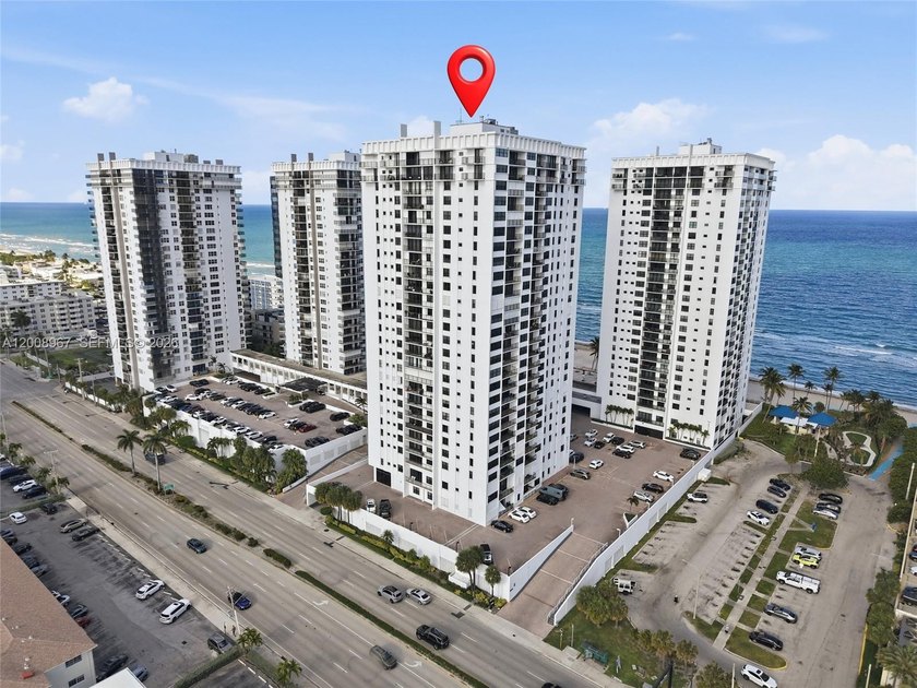 Experience breathtaking panoramic views of the ocean - Beach Condo for sale in Hollywood, Florida on Beachhouse.com