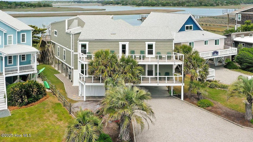 It is time to awaken your Summer Spirit! The recently remodeled - Beach Home for sale in Oak Island, North Carolina on Beachhouse.com