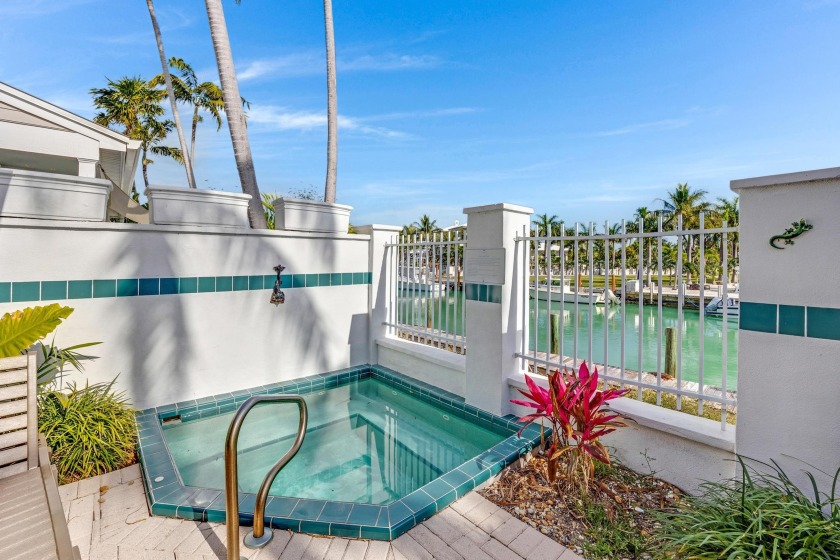 This property presents a great income-generating opportunity - Beach Home for sale in Duck Key, Florida on Beachhouse.com