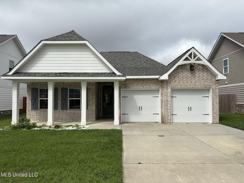 This 3-bedroom, 2-bathroom home offers 1,659 square feet of - Beach Home for sale in Gulfport, Mississippi on Beachhouse.com
