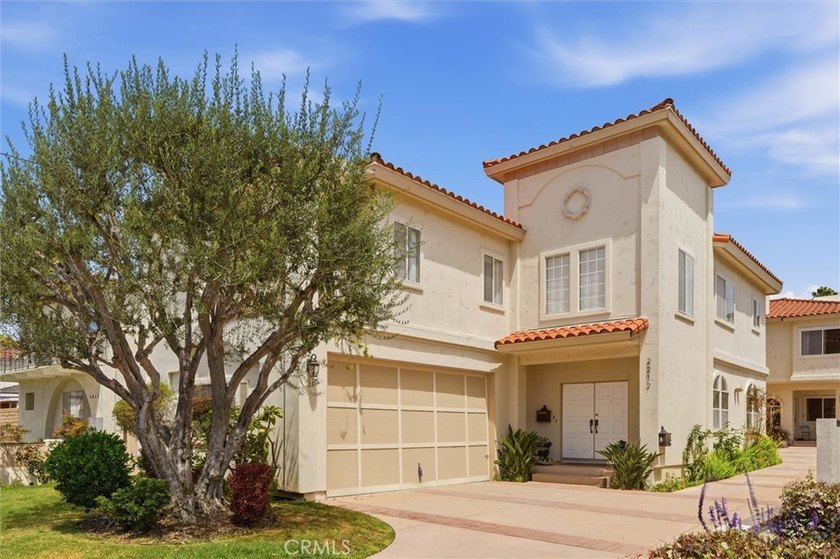 ***One-of-a-Kind Redondo Beach Masterpiece!*** Imagine waking up - Beach Townhome/Townhouse for sale in Redondo Beach, California on Beachhouse.com