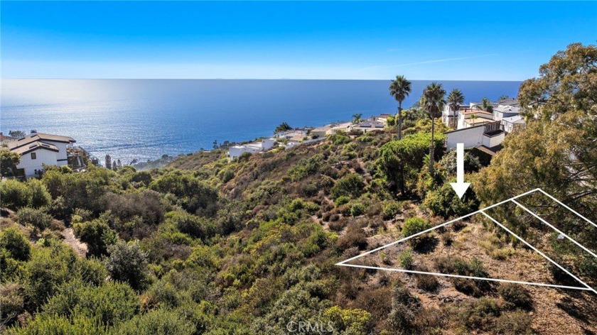 Seize the opportunity to own one of the last remaining buildable - Beach Lot for sale in Laguna Beach, California on Beachhouse.com