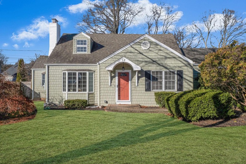 Welcome to this charming and well-maintained Cape Cod-style home - Beach Home for sale in Huntington, New York on Beachhouse.com