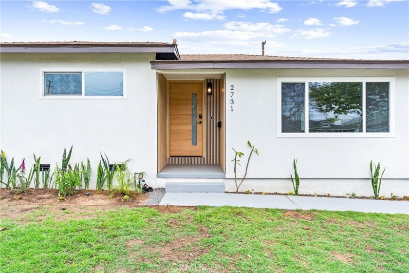 Welcome to your dream home in Redondo Beach! This beautifully - Beach Home for sale in Redondo Beach, California on Beachhouse.com