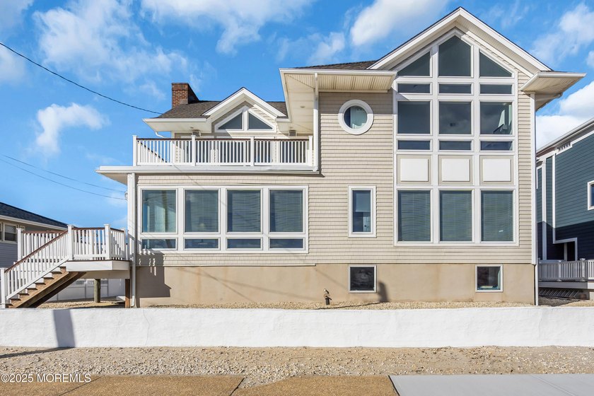 Spectacular oceanfront retreat in coveted Seaside Park w/ 6 - Beach Home for sale in Seaside Park, New Jersey on Beachhouse.com