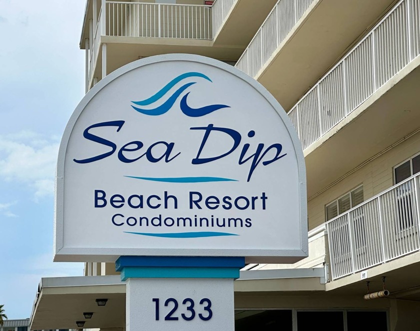 Direct Oceanfront Condotel (First Floor) Wake up to stunning - Beach Commercial for sale in Daytona Beach, Florida on Beachhouse.com