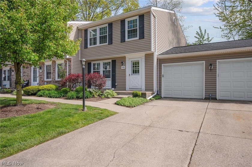 Spacious and well-maintained townhome located in the Chestnut - Beach Condo for sale in Mentor, Ohio on Beachhouse.com