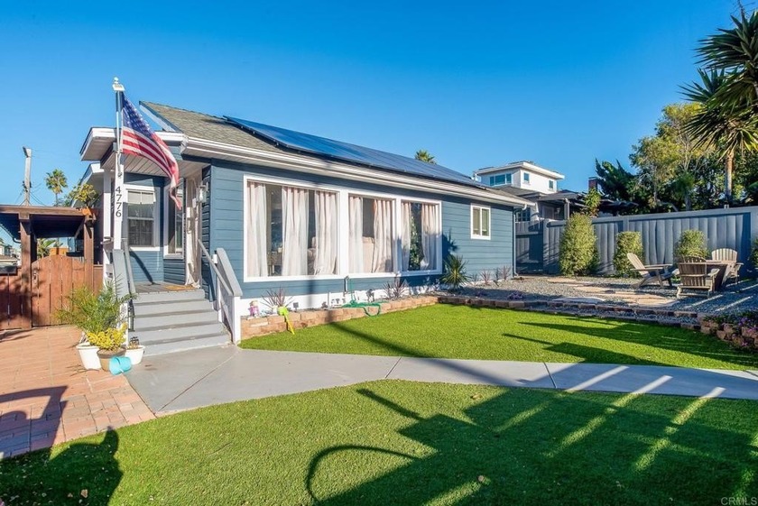 Fantastic opportunity to own two separate homes on a 6983 sq ft - Beach Home for sale in San Diego, California on Beachhouse.com