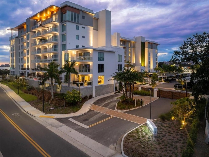 Welcome to this stunning 2-bedroom, 2-bathroom condo, perfectly - Beach Condo for sale in Clearwater, Florida on Beachhouse.com